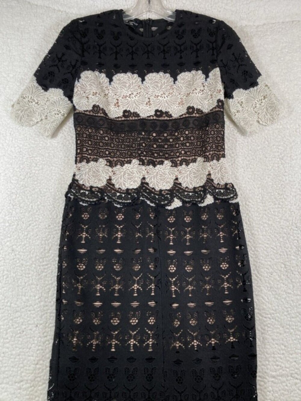 Nina Raynor Lace Embroidered Boutique Black White Shift Dress Size 4